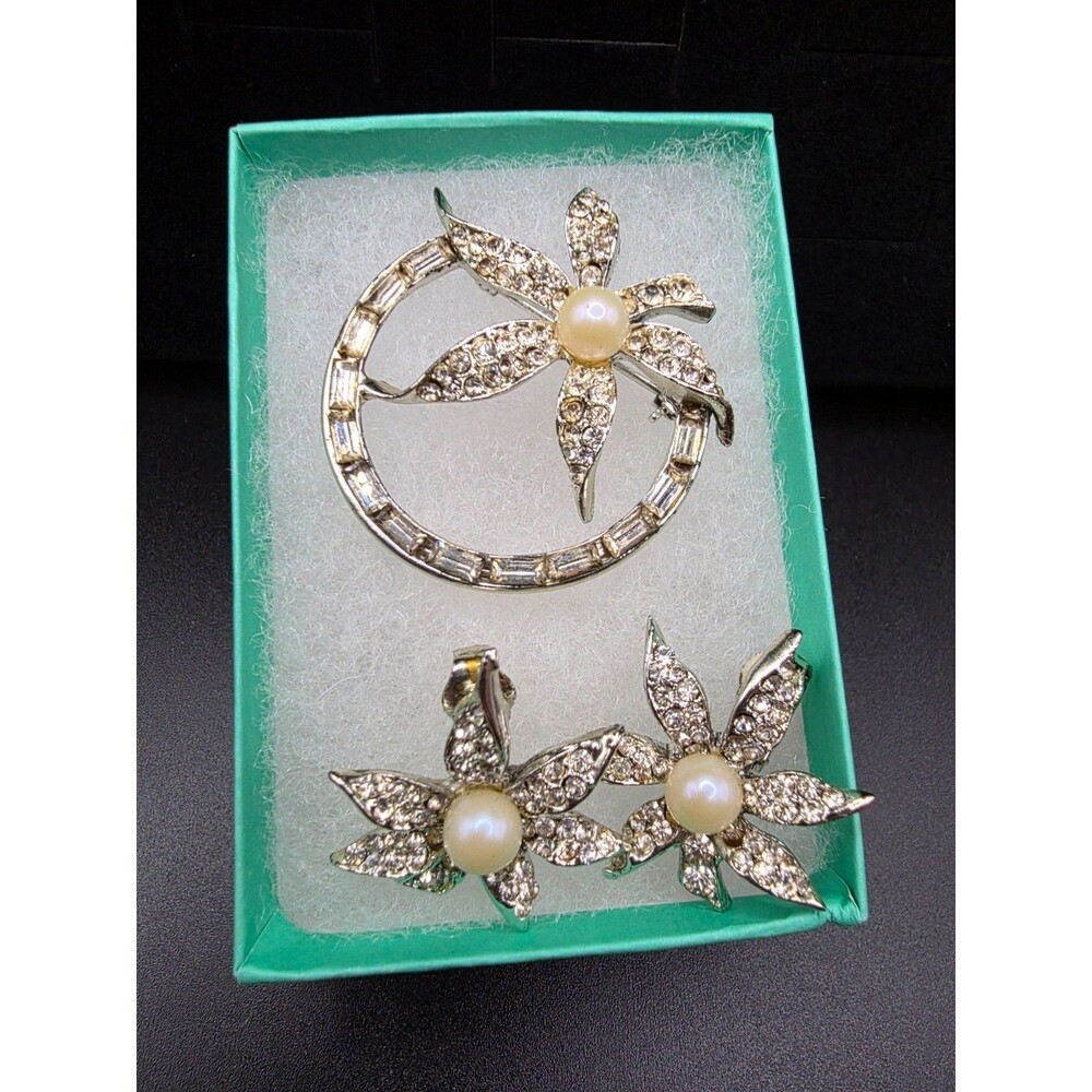 Vintage Rhinestone Faux Pearl Flower Brooch & Clip Earring Demi Parure Set